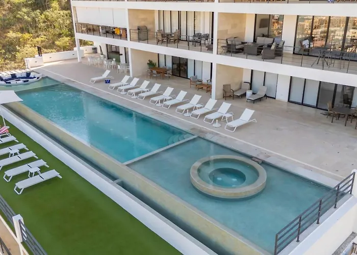The Views And Location, 2 Bd Cabo San Lucas