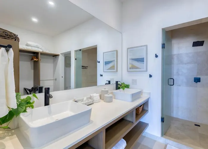 The Views And Location, 2 Bd * Cabo San Lucas