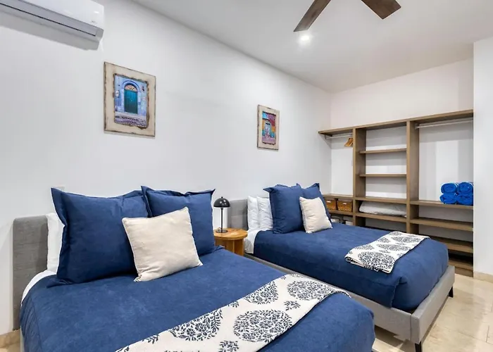 The Views And Location, 2 Bd